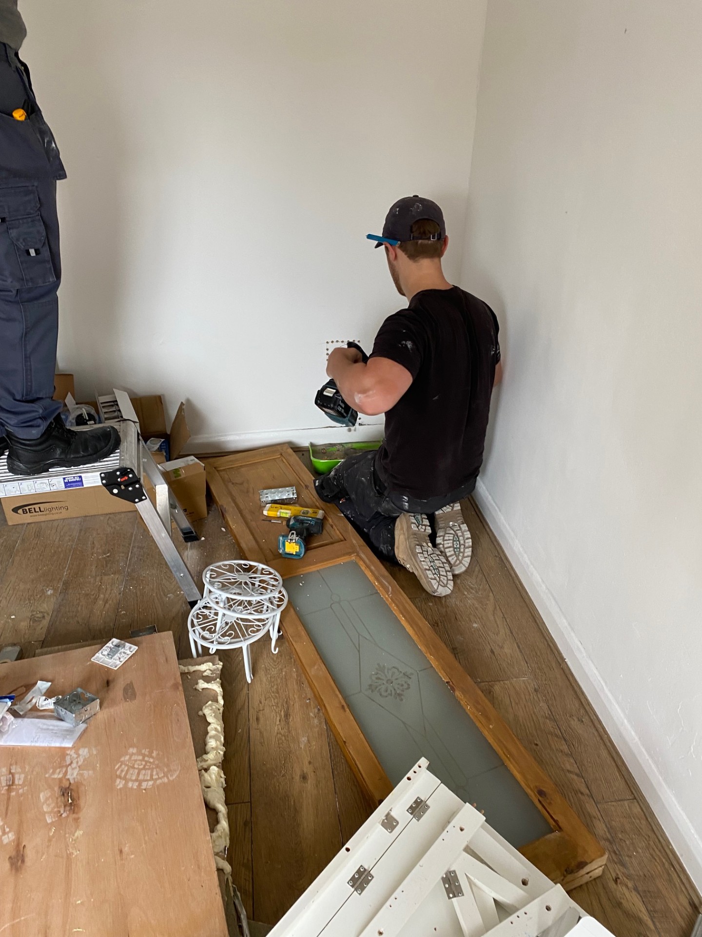Room electrical installation during renovation